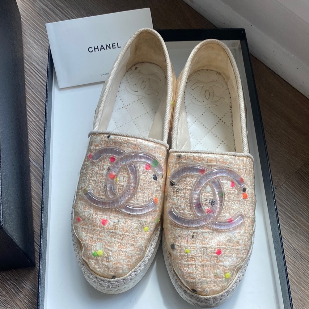 Chanel Women's Espadrilles - Cream and Multicolor